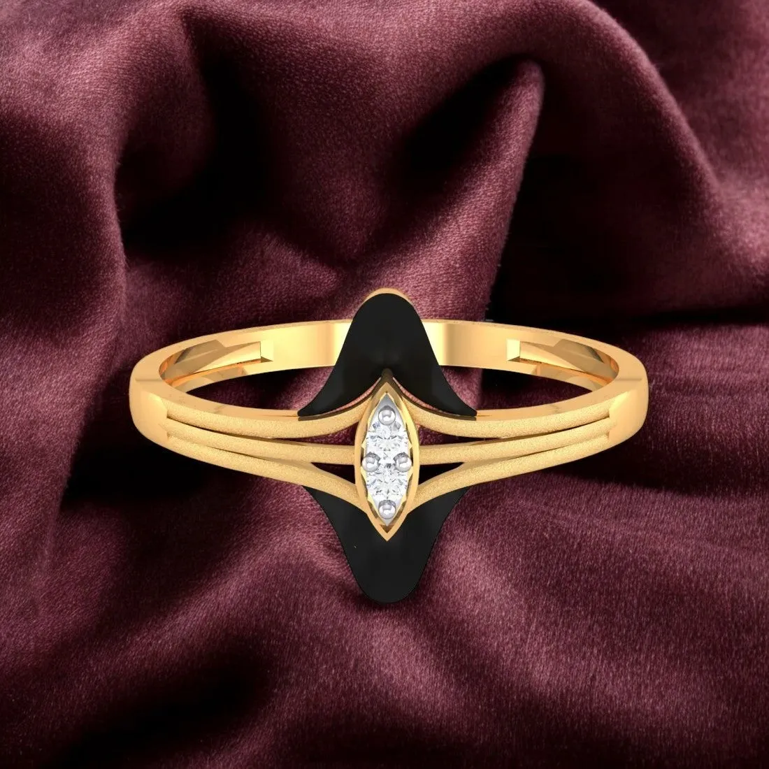 22K Gold Ring With A Central Marquise-cut Stone And Black Meena (Size 12)