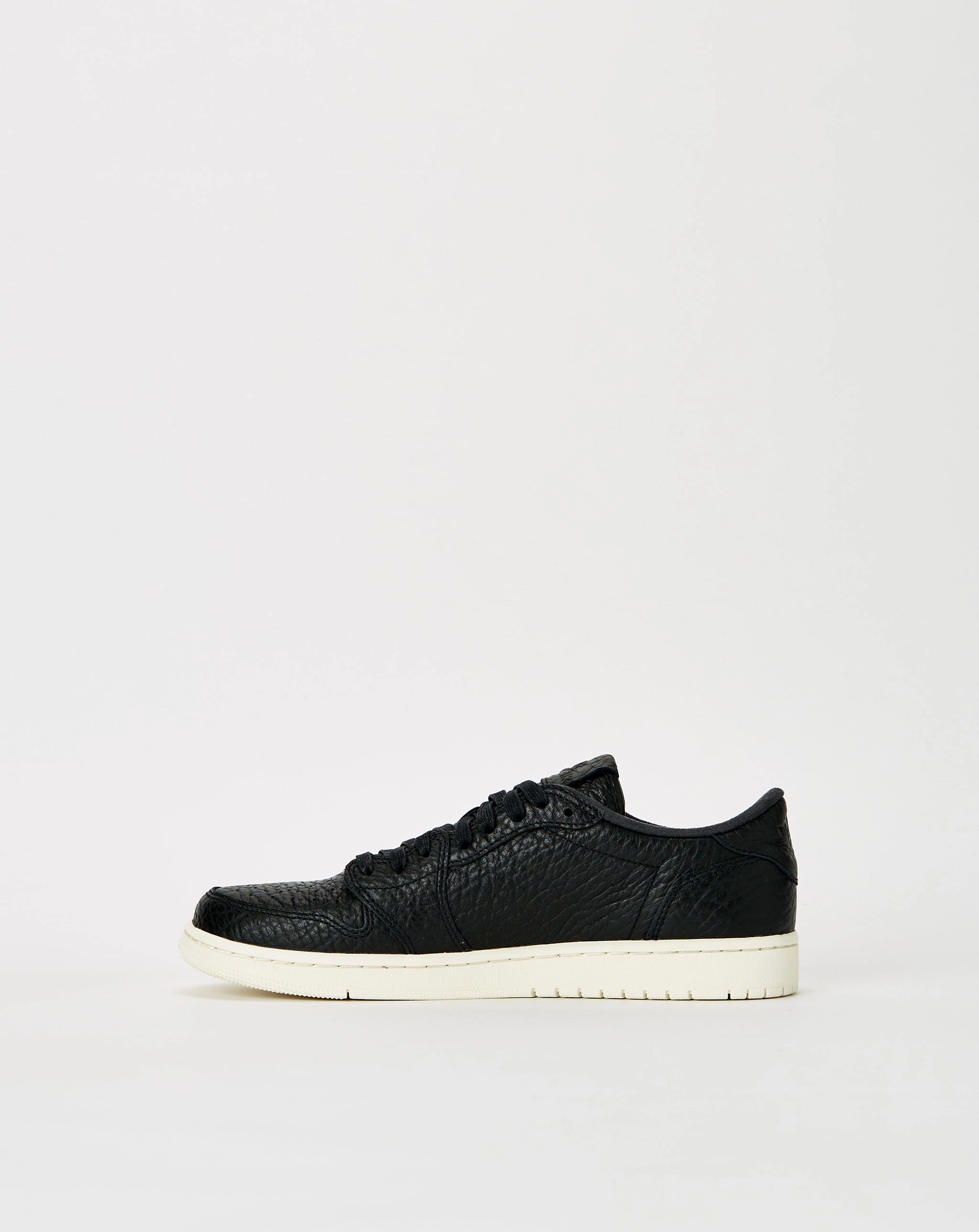 Air Jordan 1 Retro Low