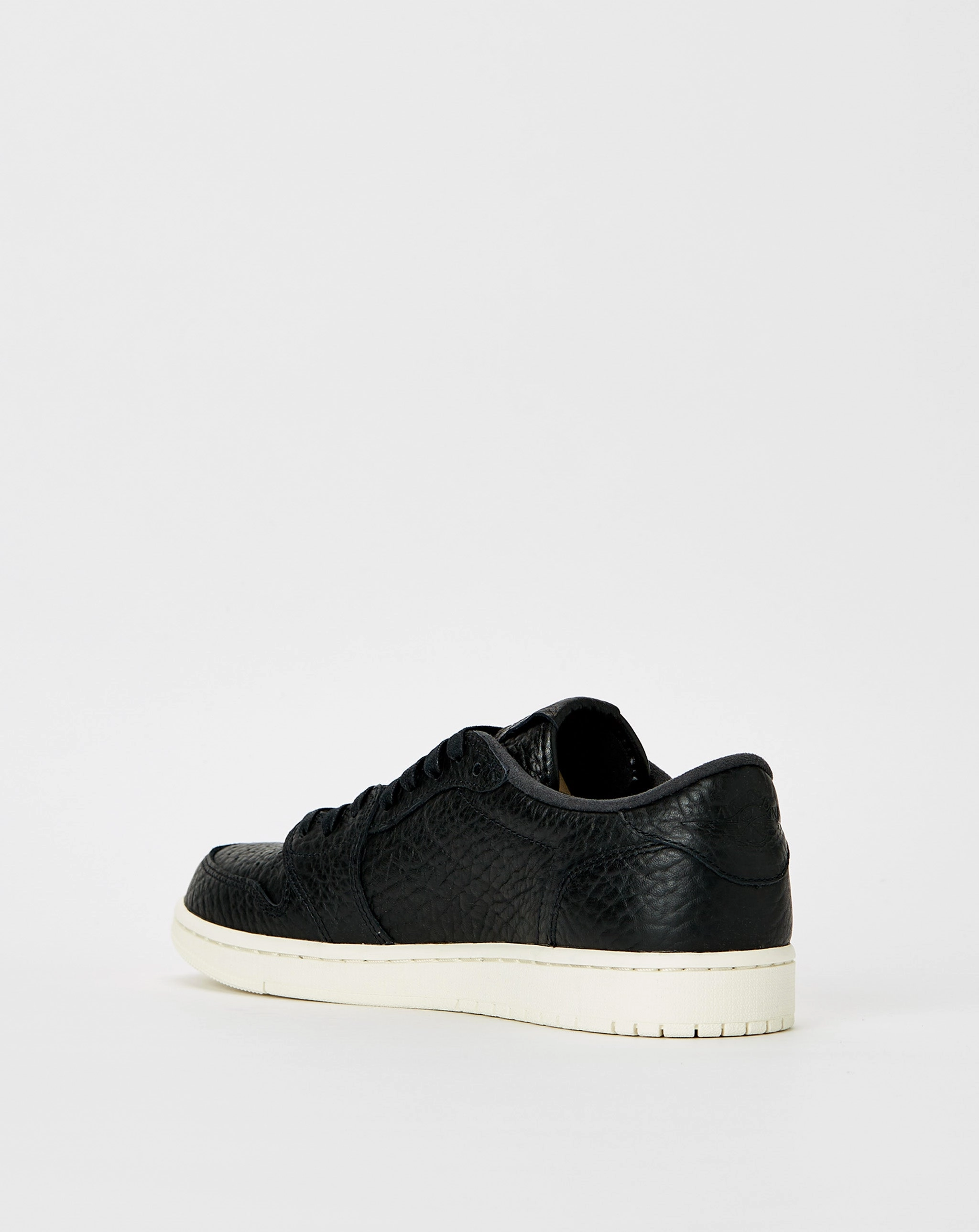 Air Jordan 1 Retro Low