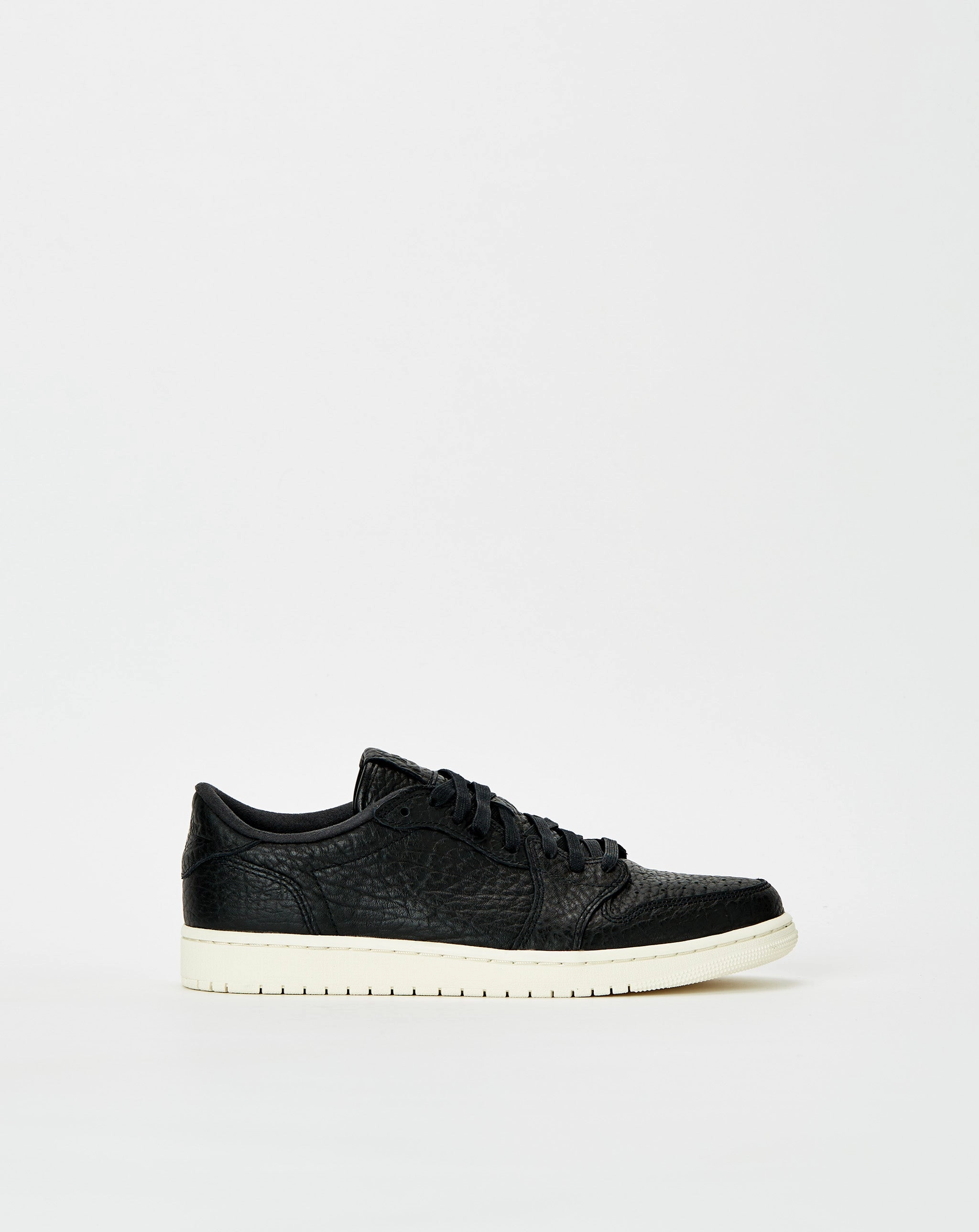 Air Jordan 1 Retro Low
