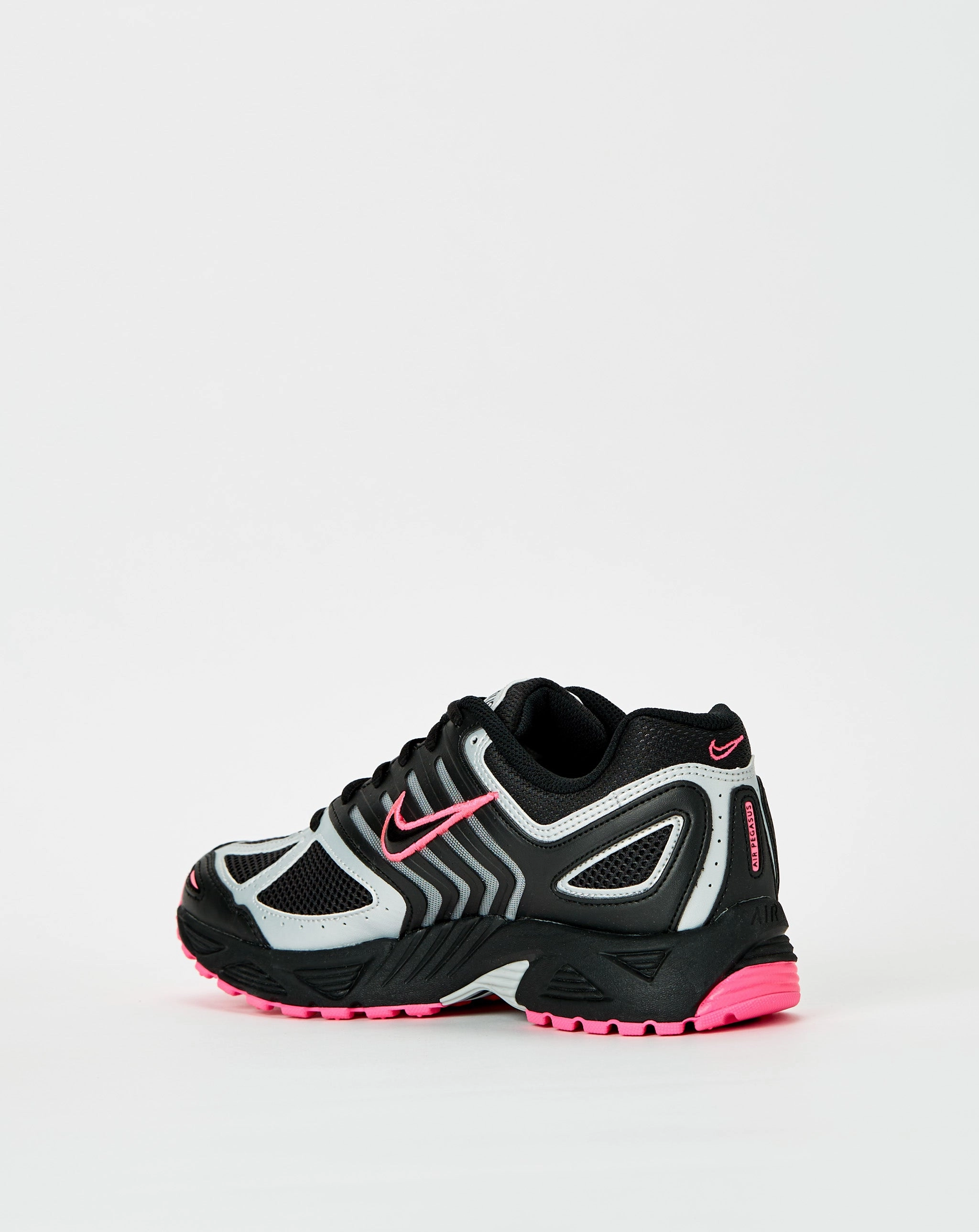 Air Pegasus 2005