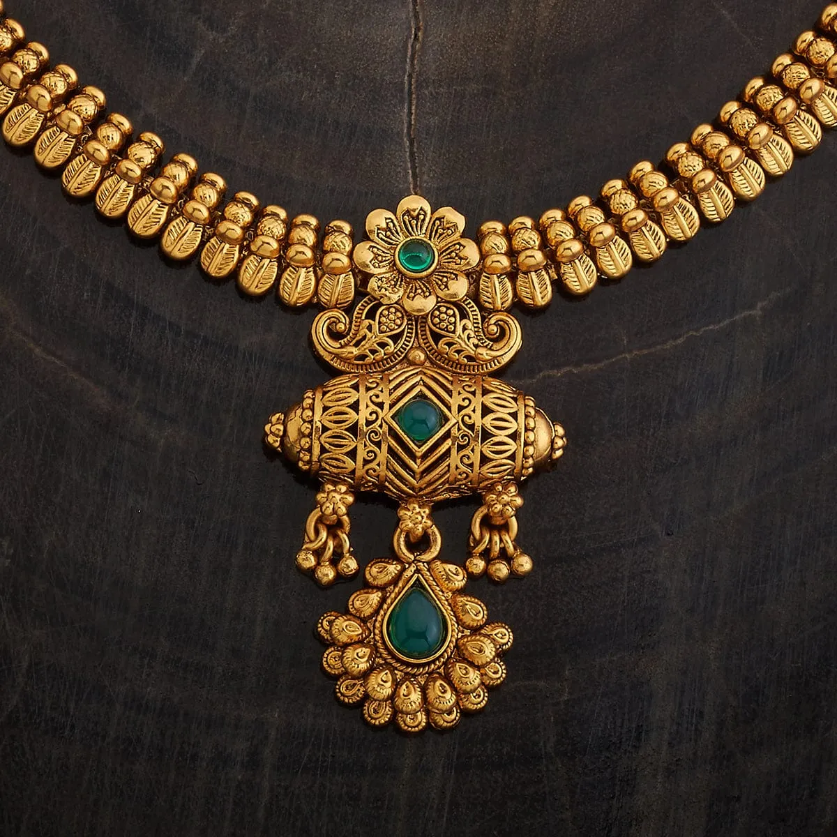 Antique Necklace 172502