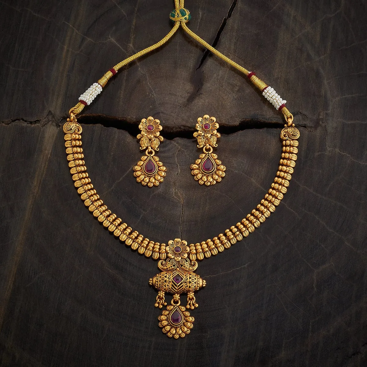 Antique Necklace 172502