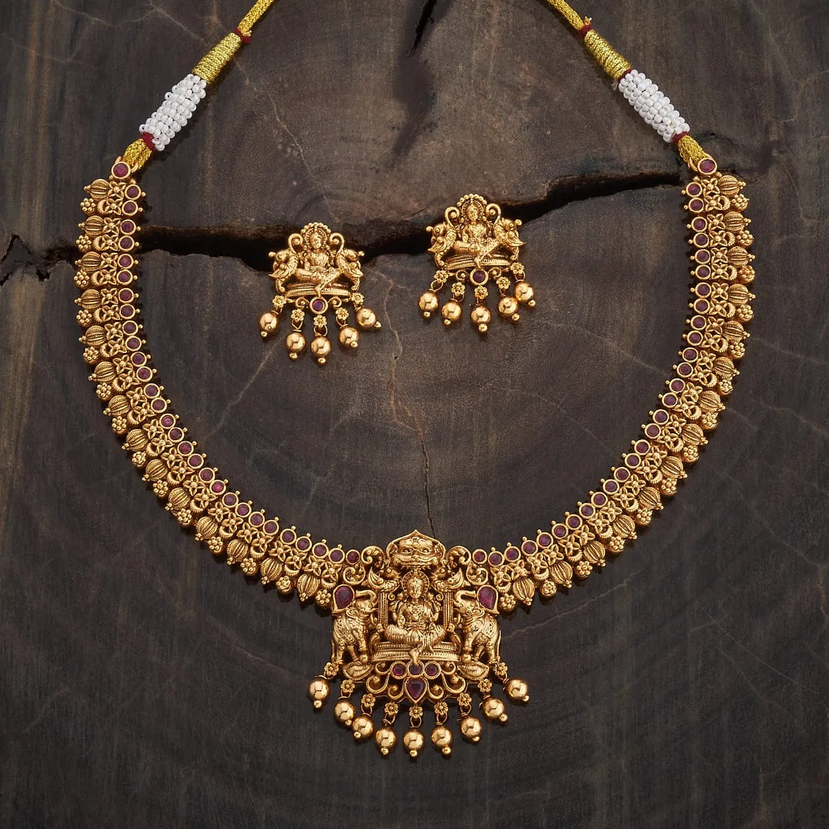 Antique Necklace 181438