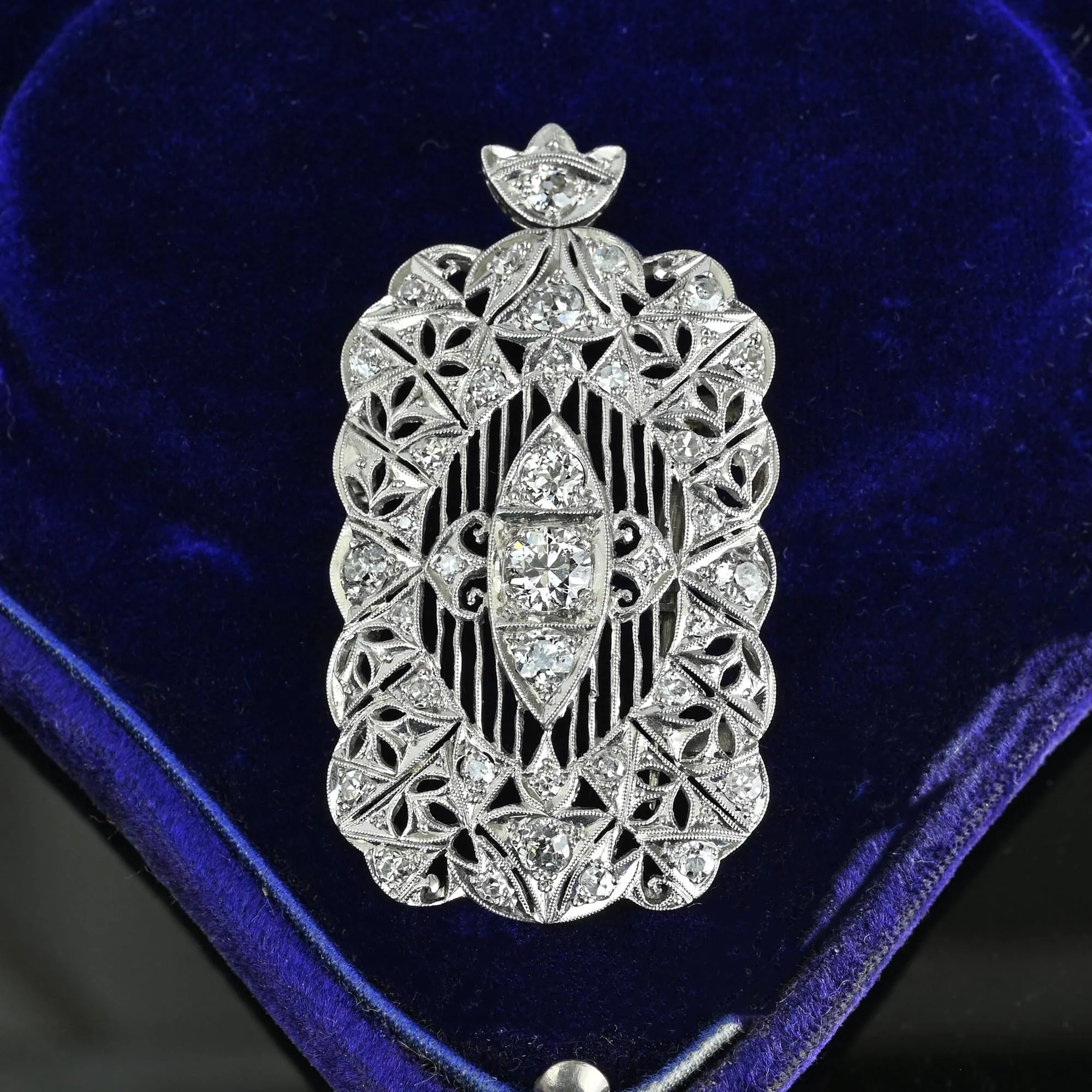 Art Deco Platinum 1.75 CTW Diamond Brooch Pendant