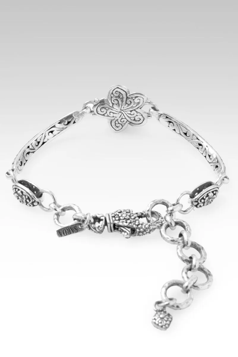 Blooms of Joy? Bracelet in Frangipani