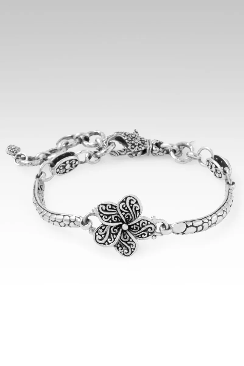 Blooms of Joy? Bracelet in Frangipani