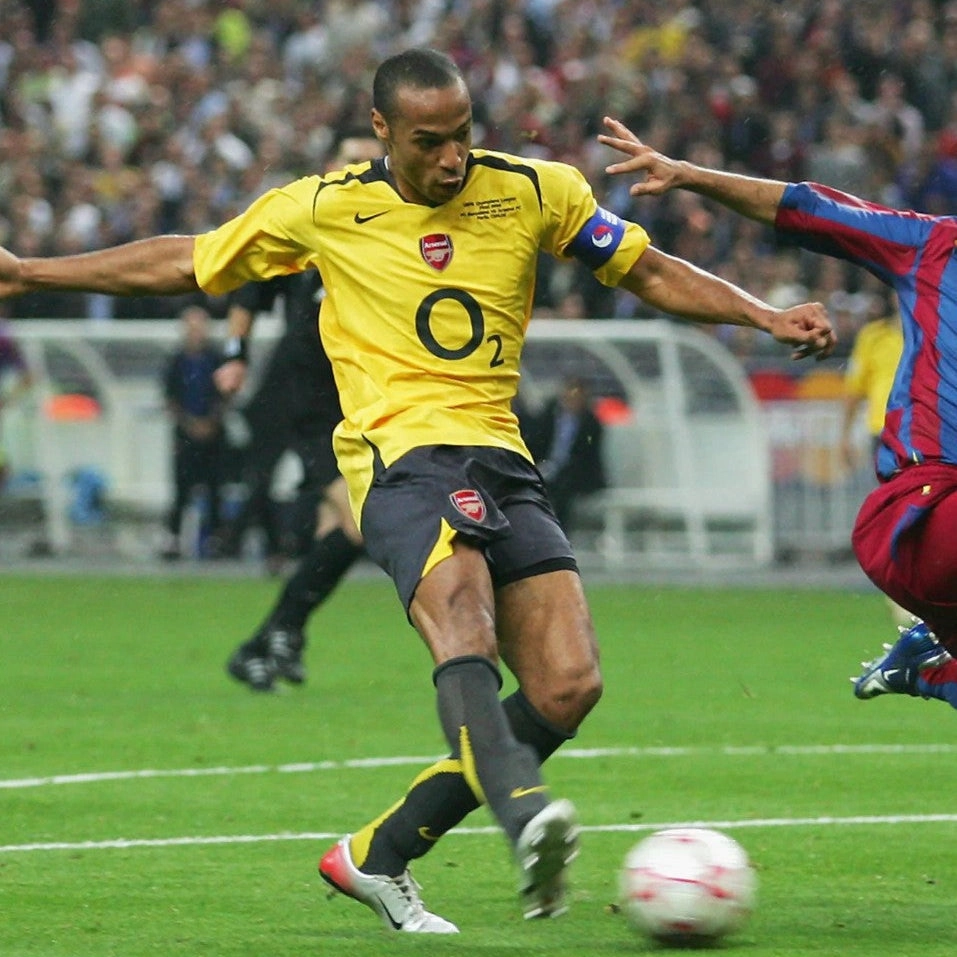Camisa Arsenal II 05/06 - Verso - Retr football fan banners