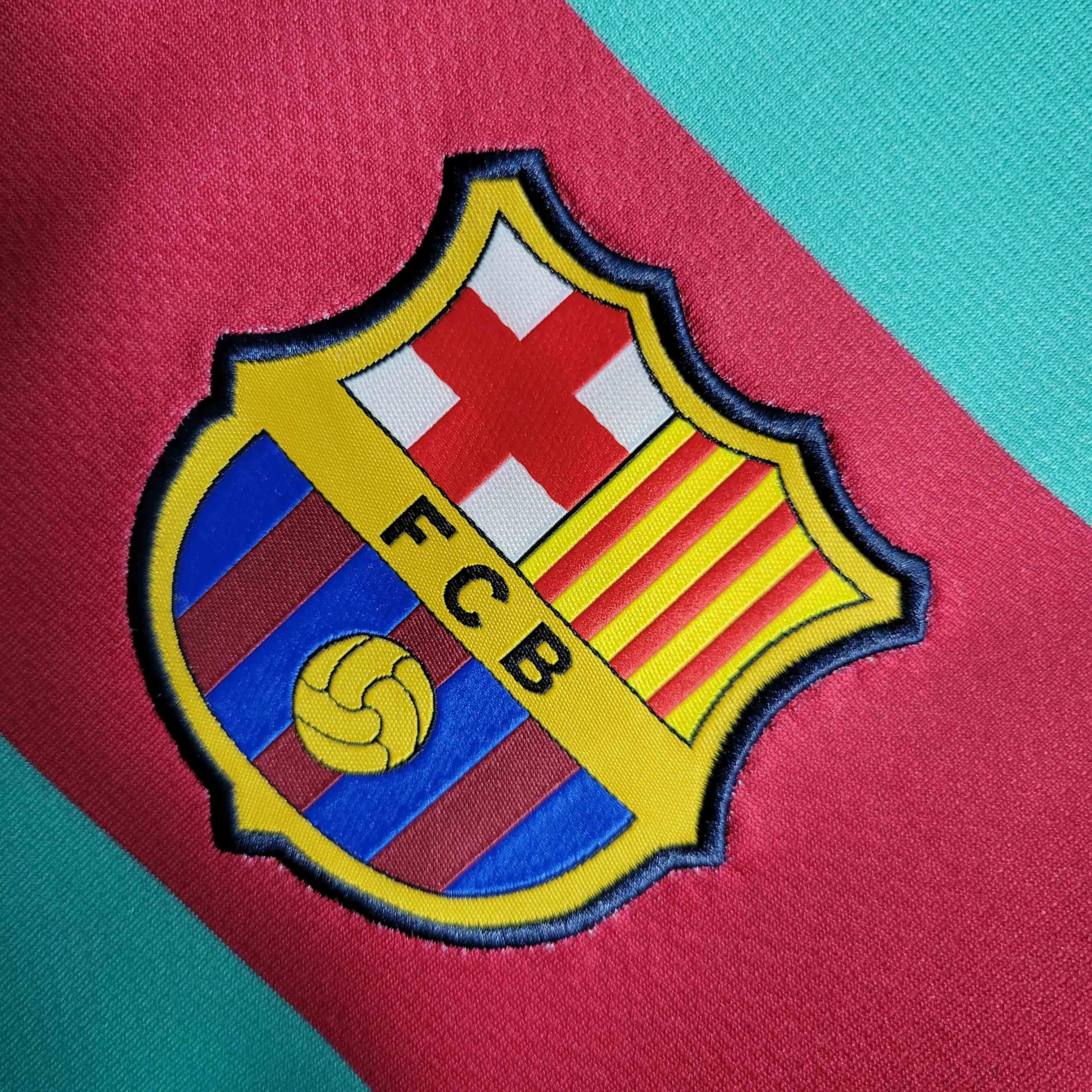 Camisa Barcelona II 10/11 - Verso - Retr football fan pins