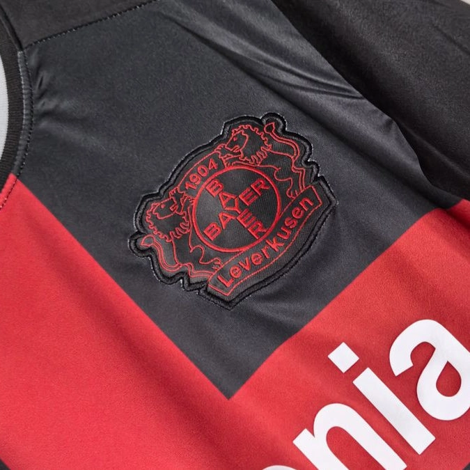 Camisa Bayer Leverkusen I 23/24 - Verso - Torcedor soccer fan cushions