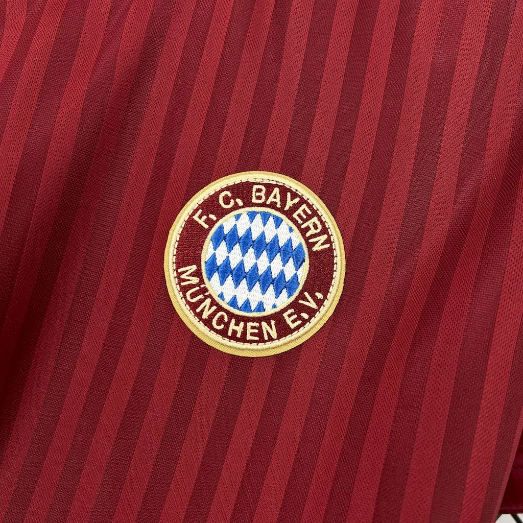 Camisa Bayern de Munique Edio Especial ICON 25/26 - Verso - Torcedor football fan keychains