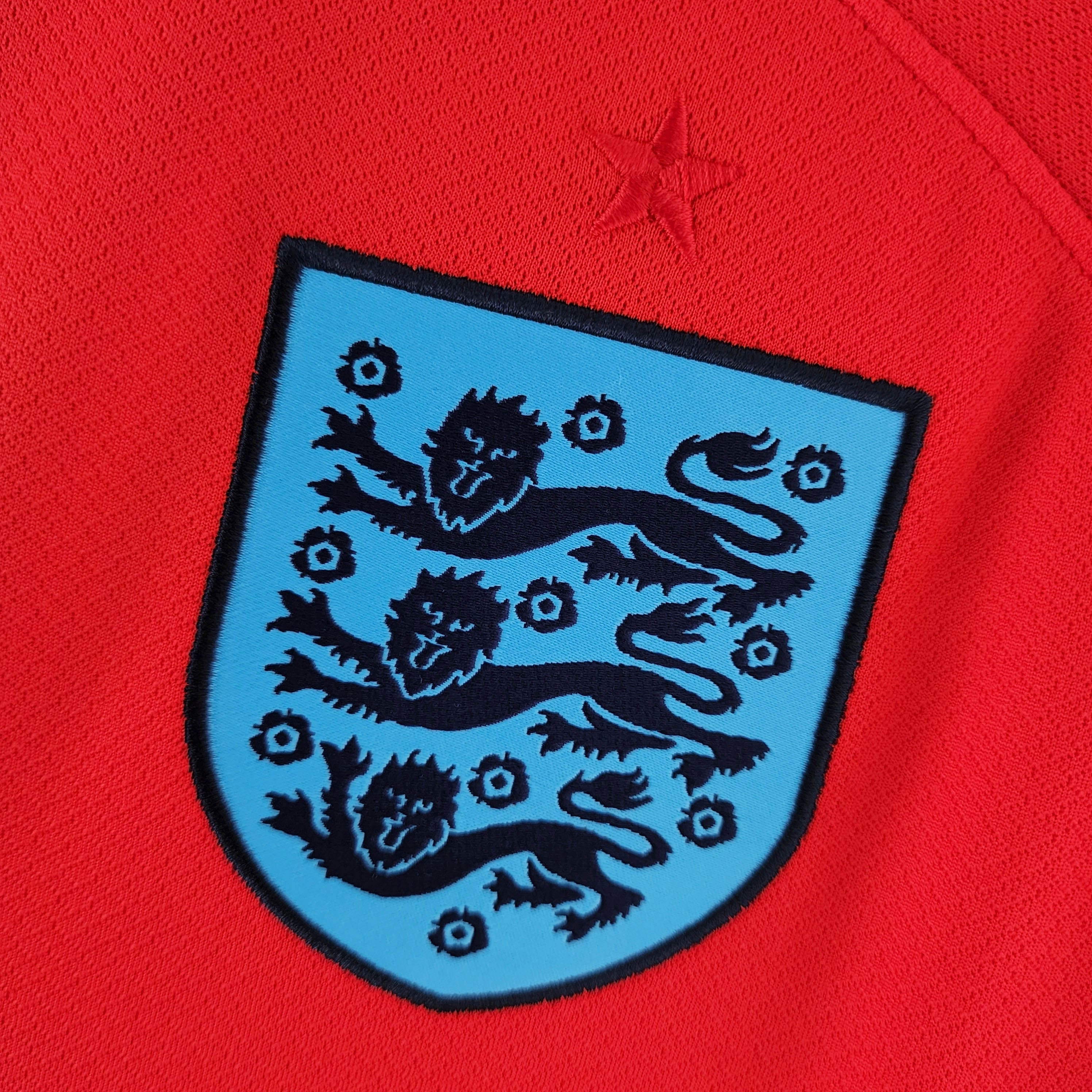Camisa Inglaterra II 22/23 - Verso - Retr football fan lanyards