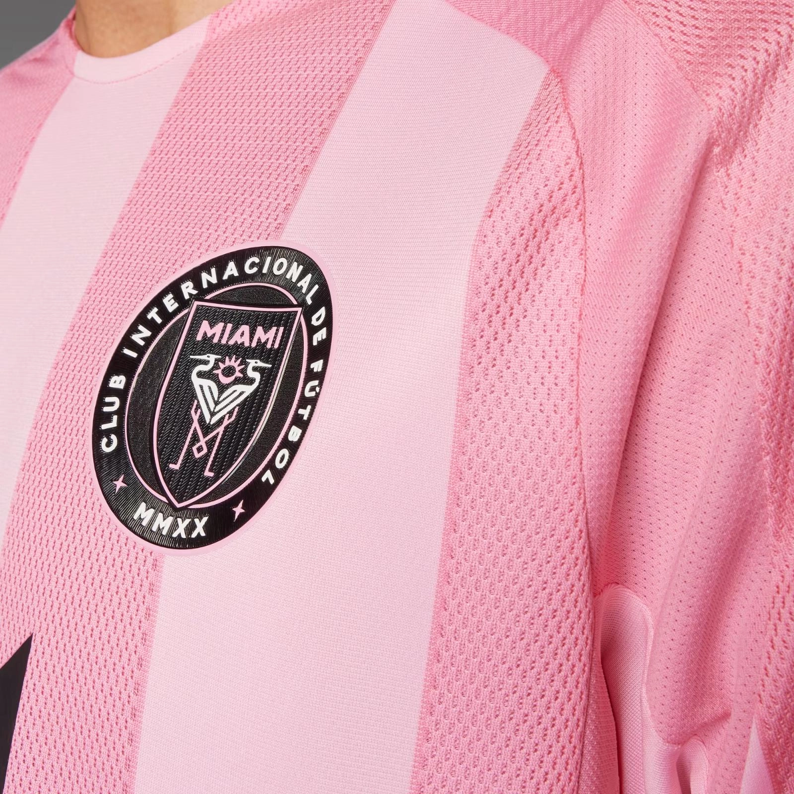 Camisa Inter Miami I 25/26 - Verso - Jogador football club water bottles