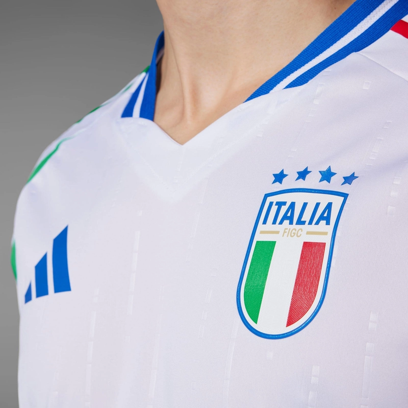Camisa Itlia II 24/25 - Verso - Jogador soccer supporter flags