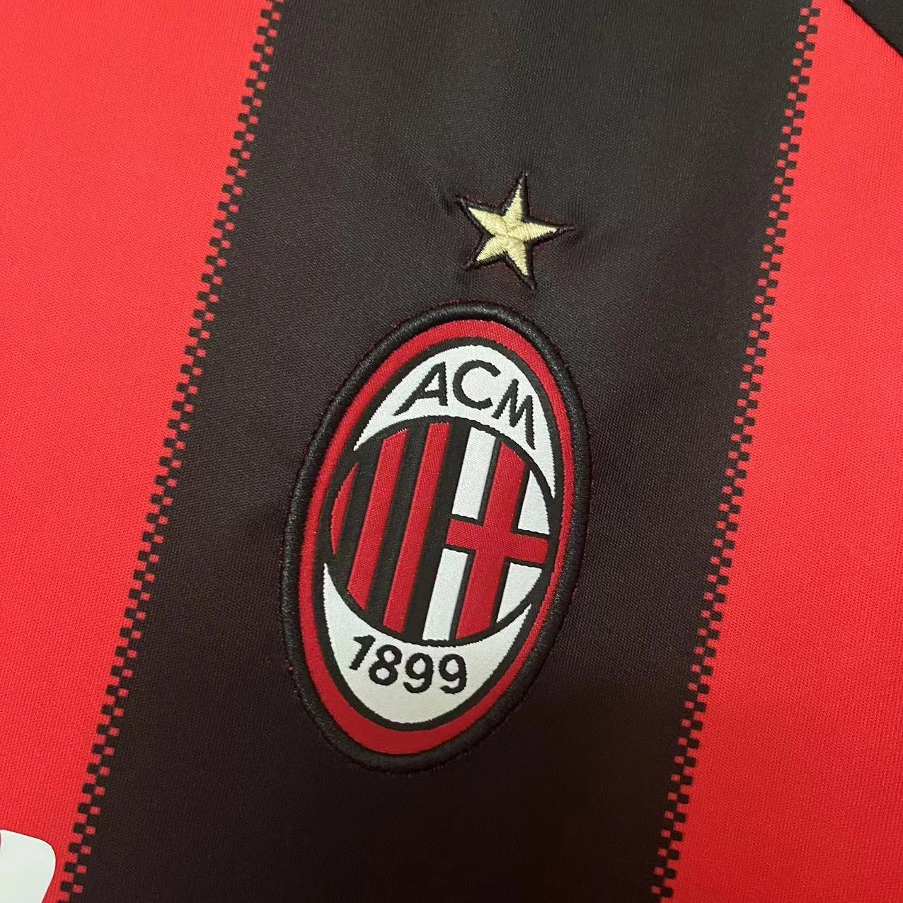 Camisa Milan I 10/11 - Verso - Retr football fan socks