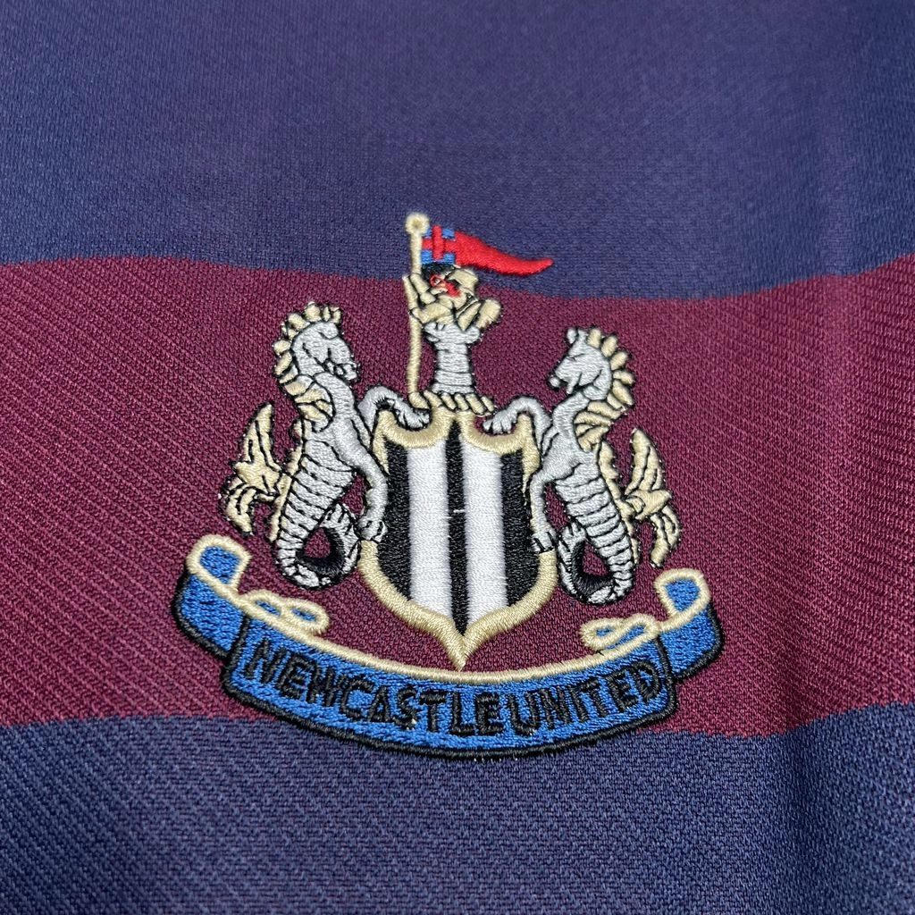 Camisa Newcastle II 95/96 - Verso - Retr soccer fan wristbands