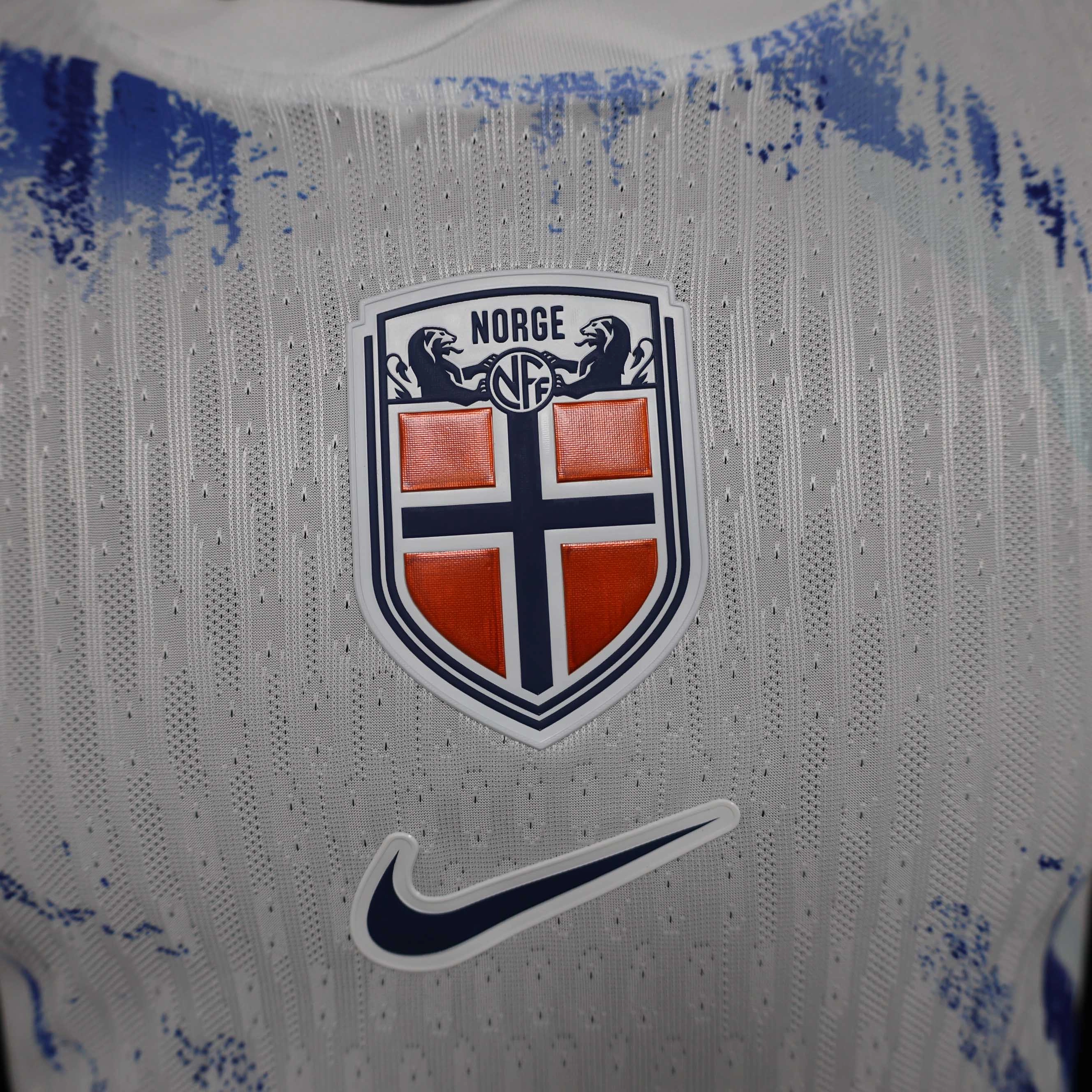Camisa Noruega II 24/25 - Verso - Jogador football fan phone grips