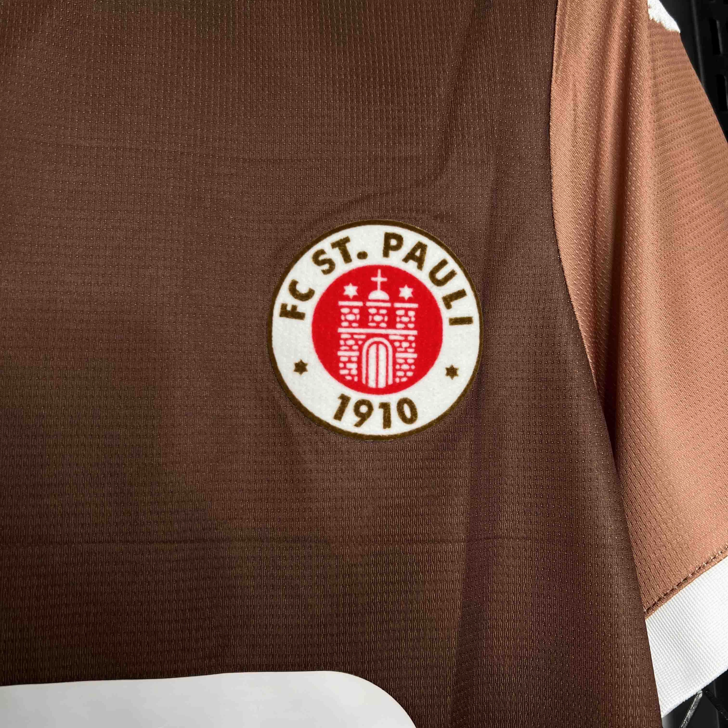 Camisa St. Pauli I 24/25 - Verso - Torcedor football fan umbrellas