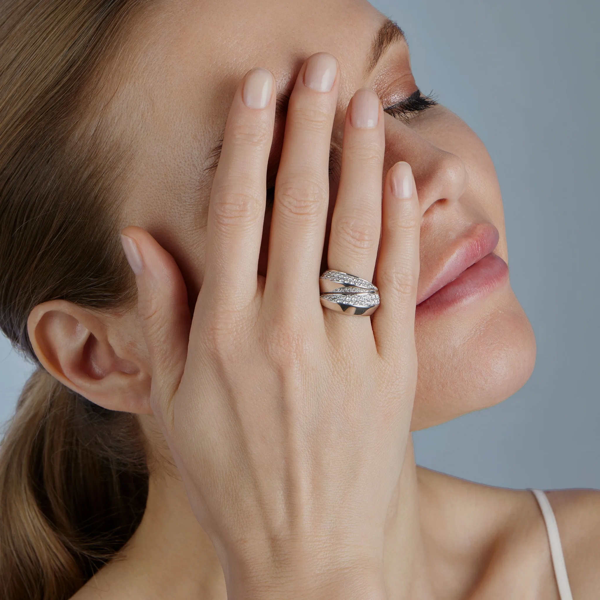 Cartier Paris Diamond "Panthre Griffe" Ring