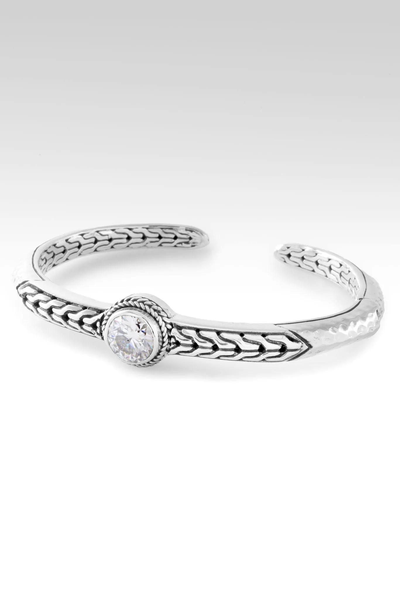 Chains Broken Cuff? in Moissanite