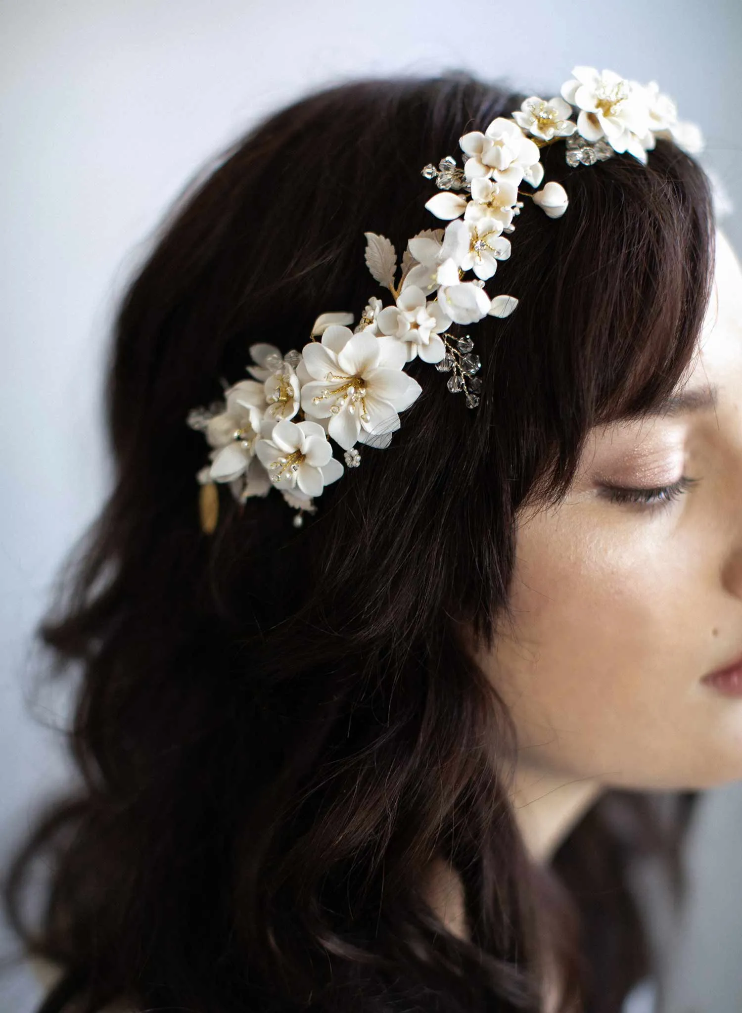 Creamy blossom hair vine - Style #942