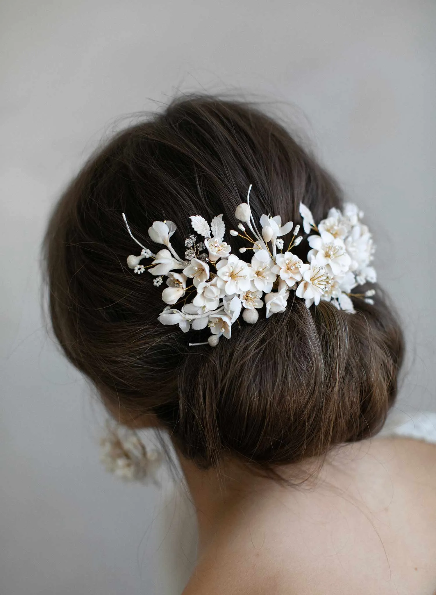 Creamy decadence floral headpiece - Style #939