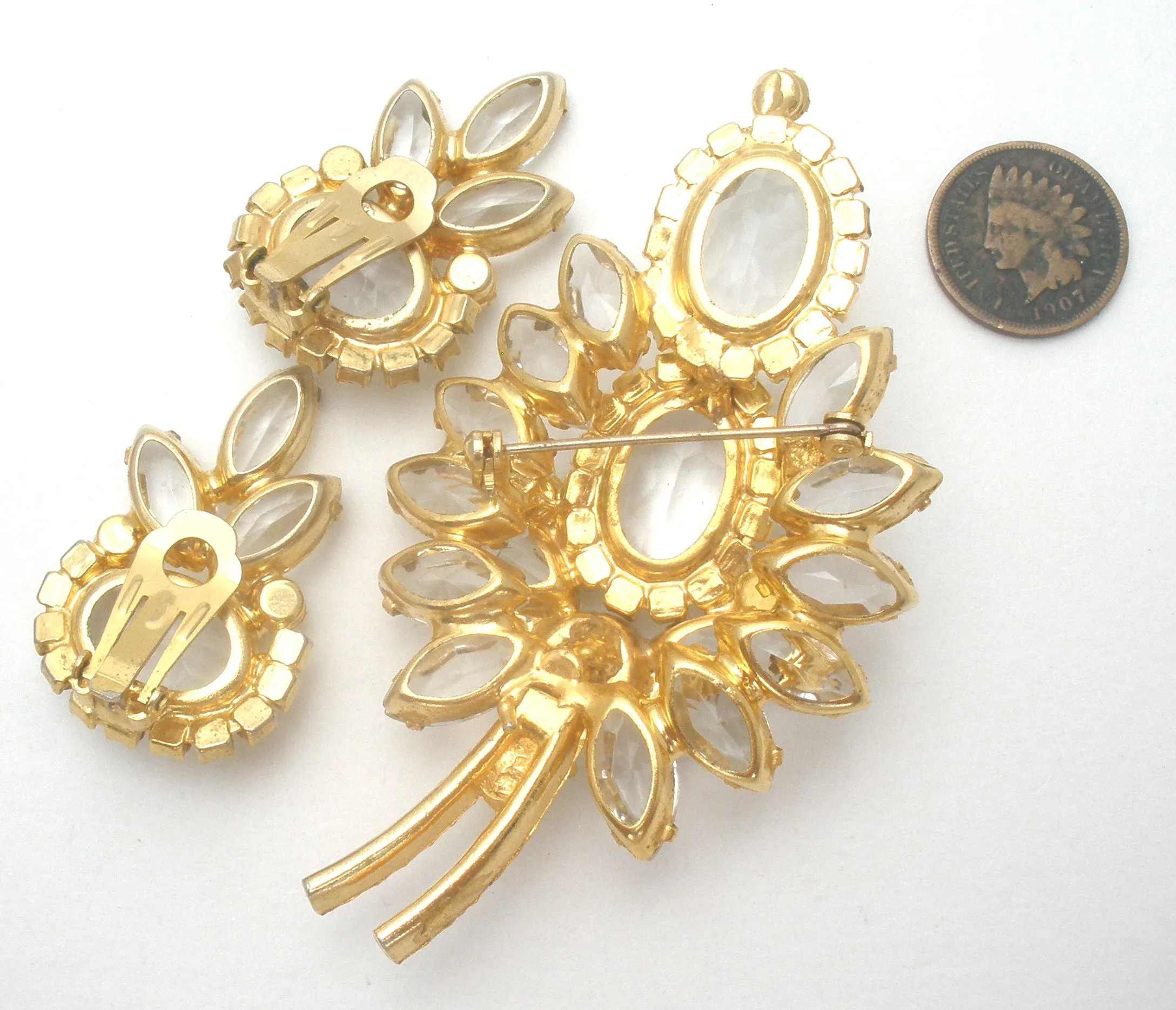 D & E Juliana Leaf Brooch & Earrings Clear & Ab Rhinestone Set
