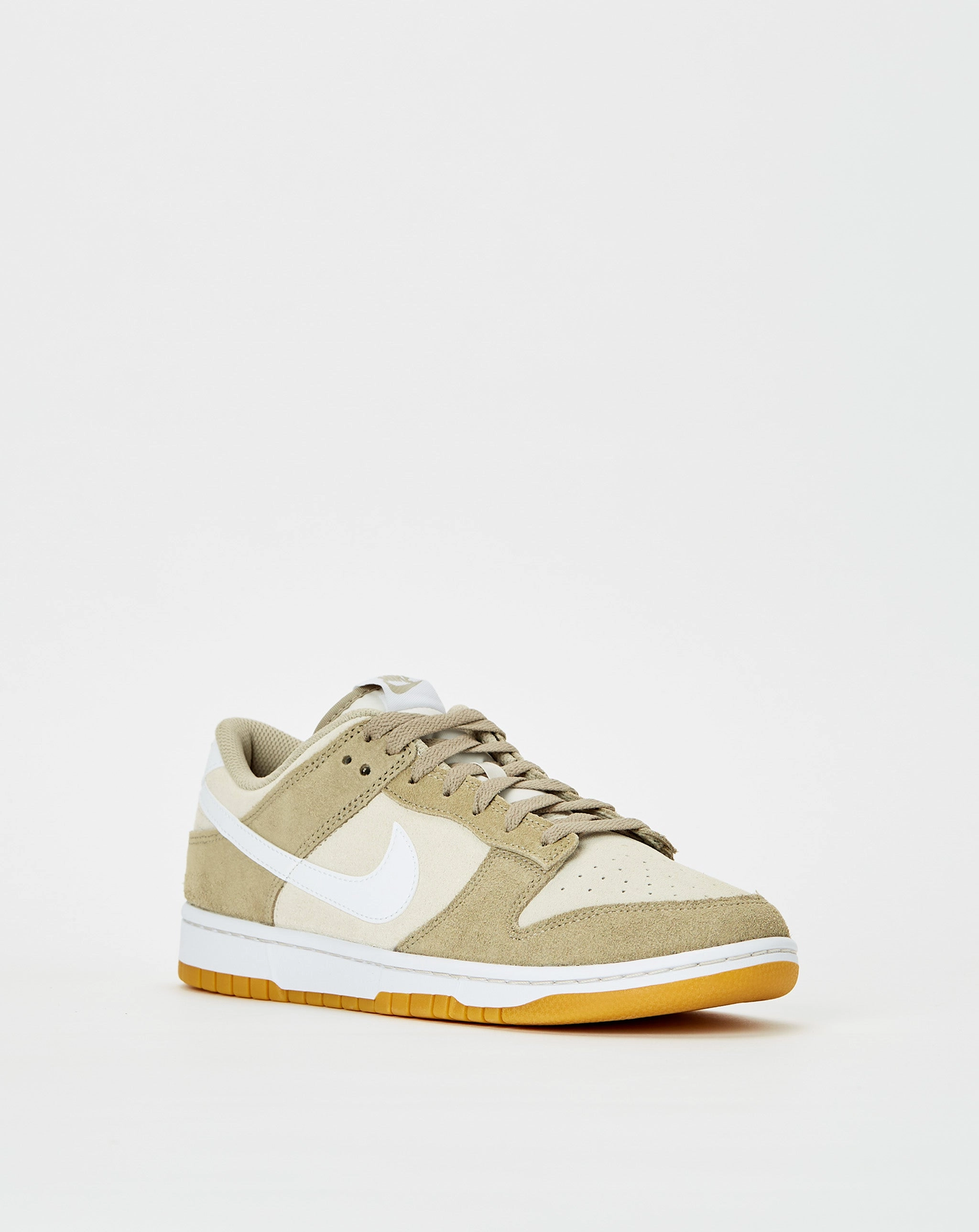 Dunk Low Retro SE