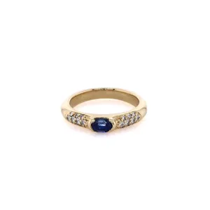 Estate 18 Karat Yellow Gold Sapphire and Diamond Ring