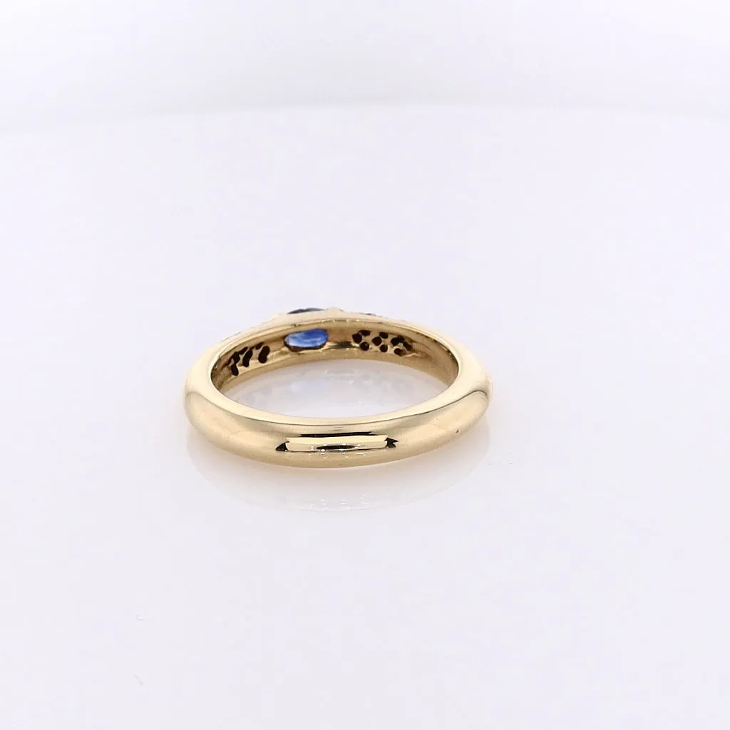 Estate 18 Karat Yellow Gold Sapphire and Diamond Ring