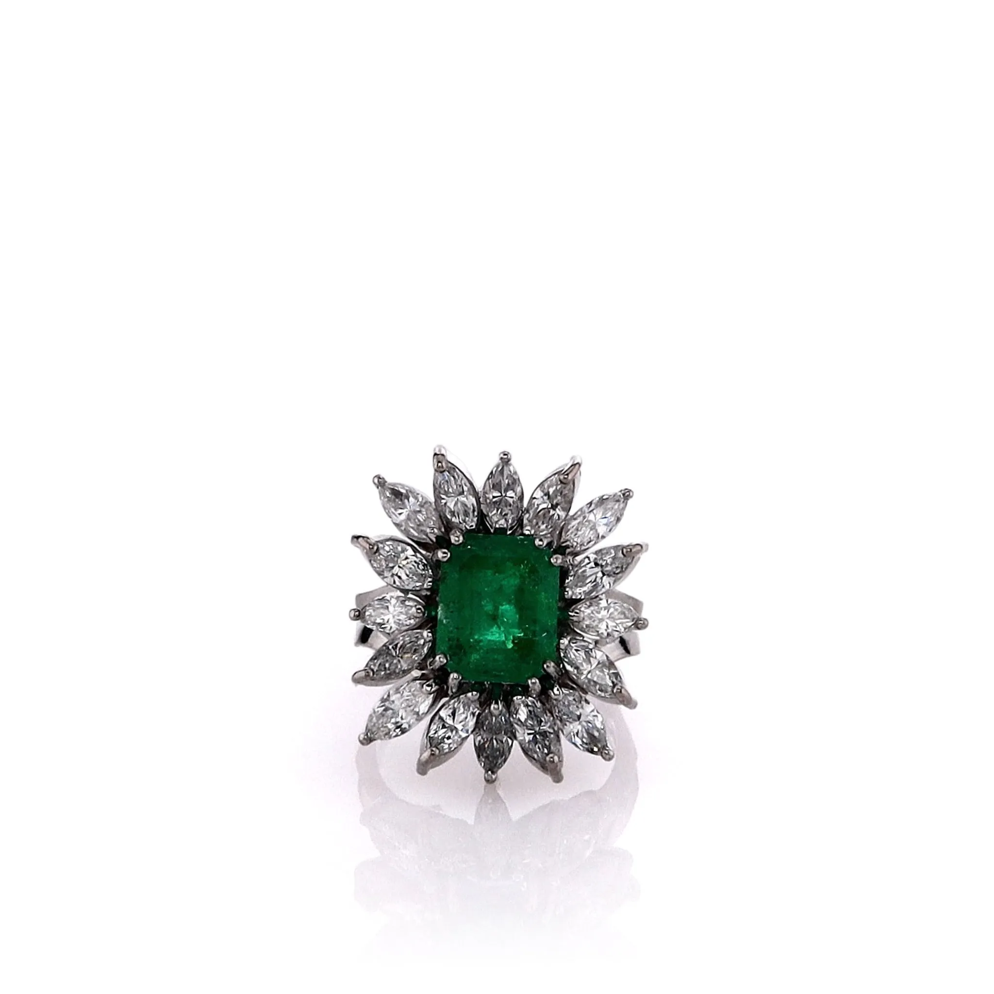 Estate 18k White Gold Star Burst Design Emerald and Diamond Split Shank Ring