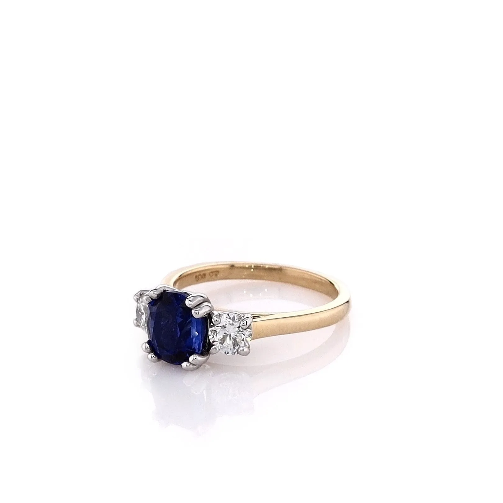 Estate 18k Yellow Gold 3 Stone Sapphire and Diamond Ring