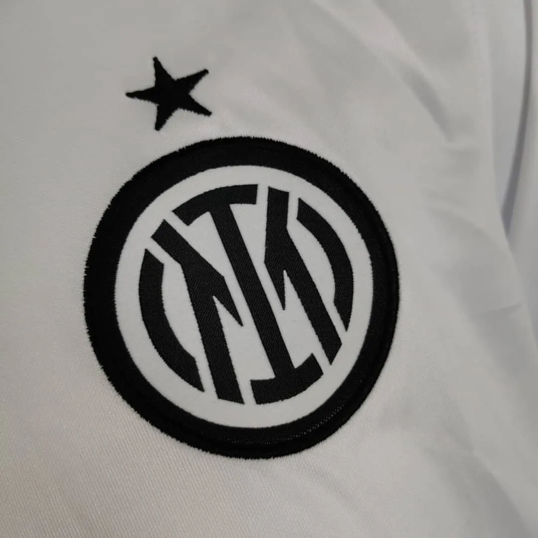 football fan flags Camisa Inter de Milo II 21/22 - Verso - Retr