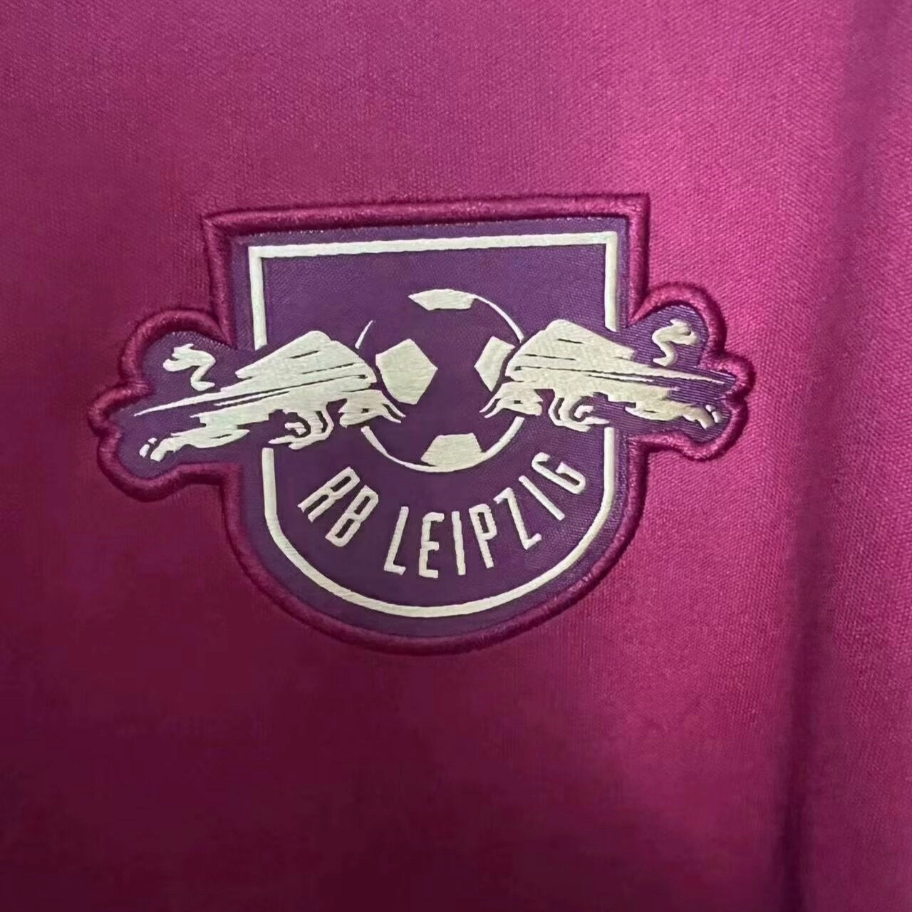 football fan scarves Camisa RB Leipzig Edio Especial de Natal 24/25 - Verso - Torcedor