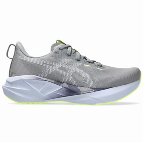 Footwear & Apparel Women's ASICS Novablast 5 Travel Guides