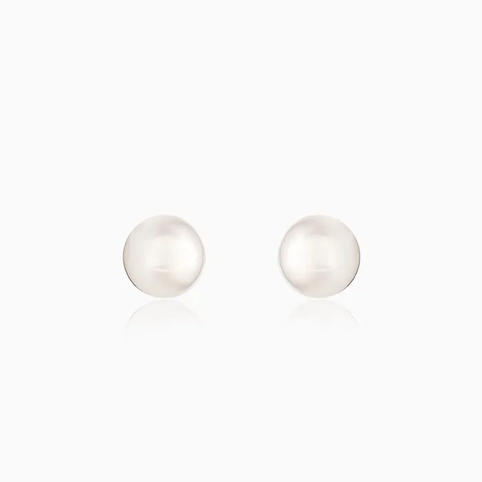 Gold Pearl-fect Studs