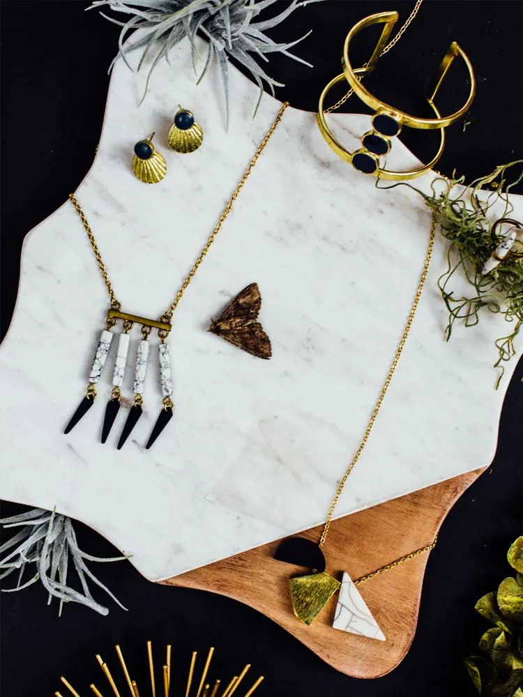 Huntress Necklace - Navy