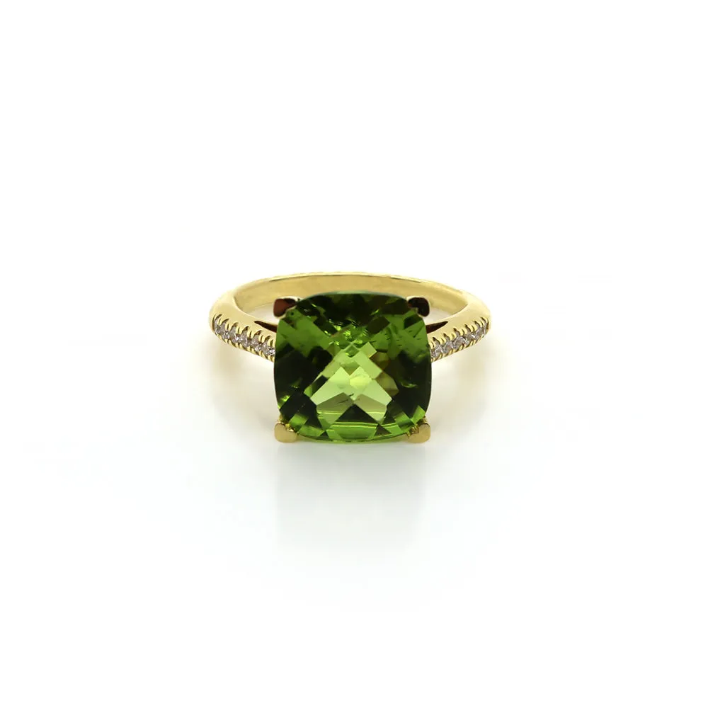 Lisa Nik 18k Yellow Gold Cushion Peridot and Diamond Ring