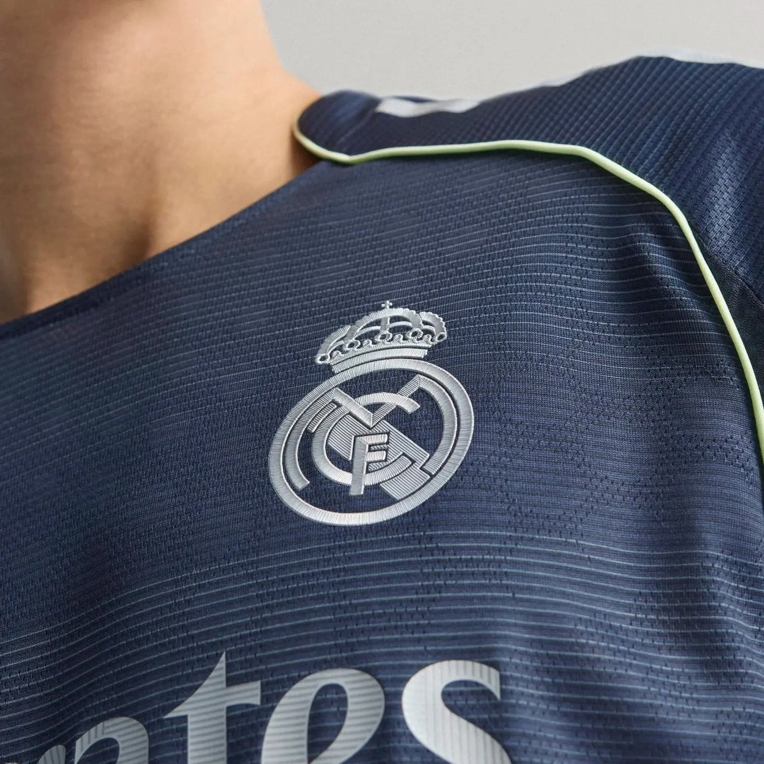 national team fan gear Camisa Real Madrid II 25/26 - Verso - Jogador