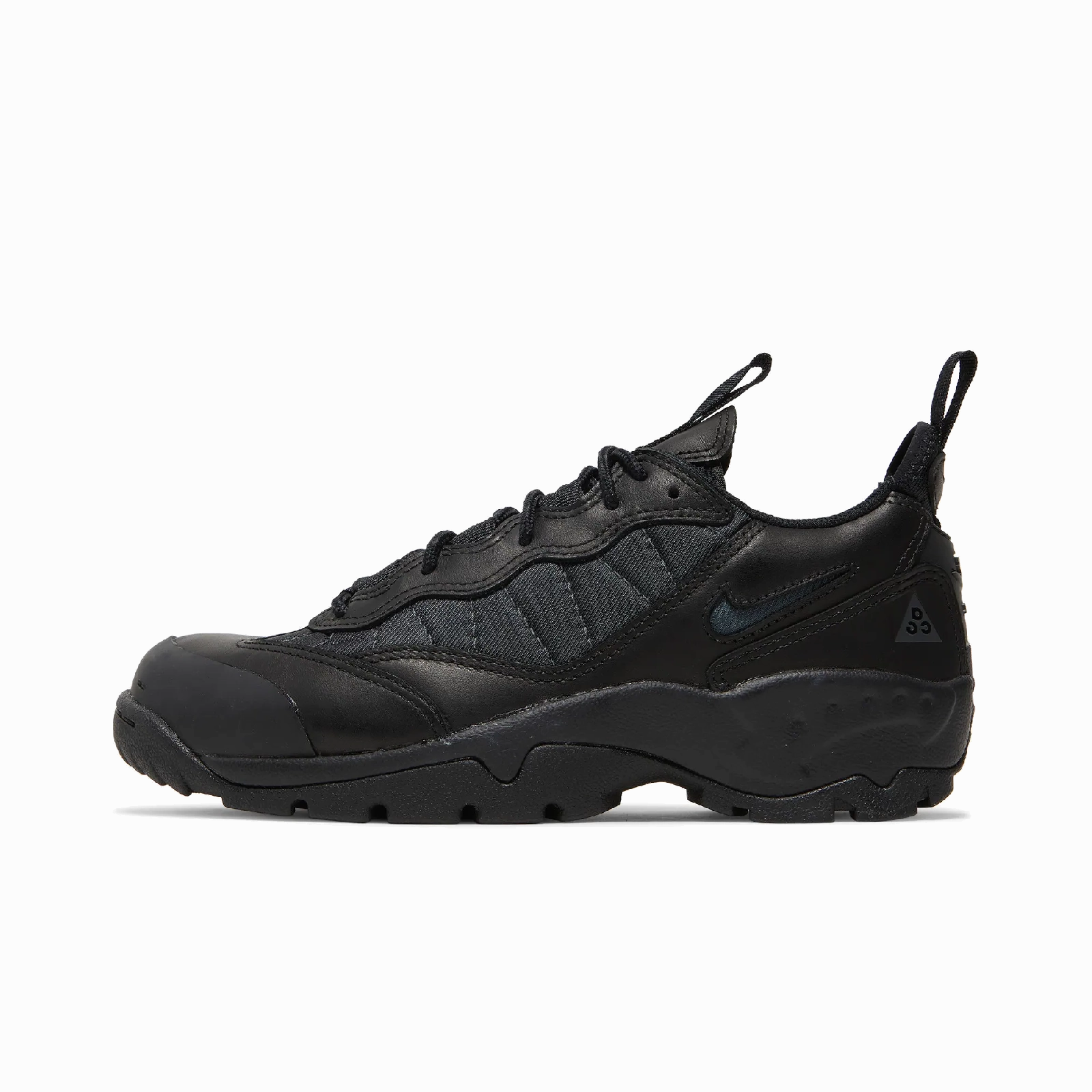 Nike ACG Air Mada Low Triple Black