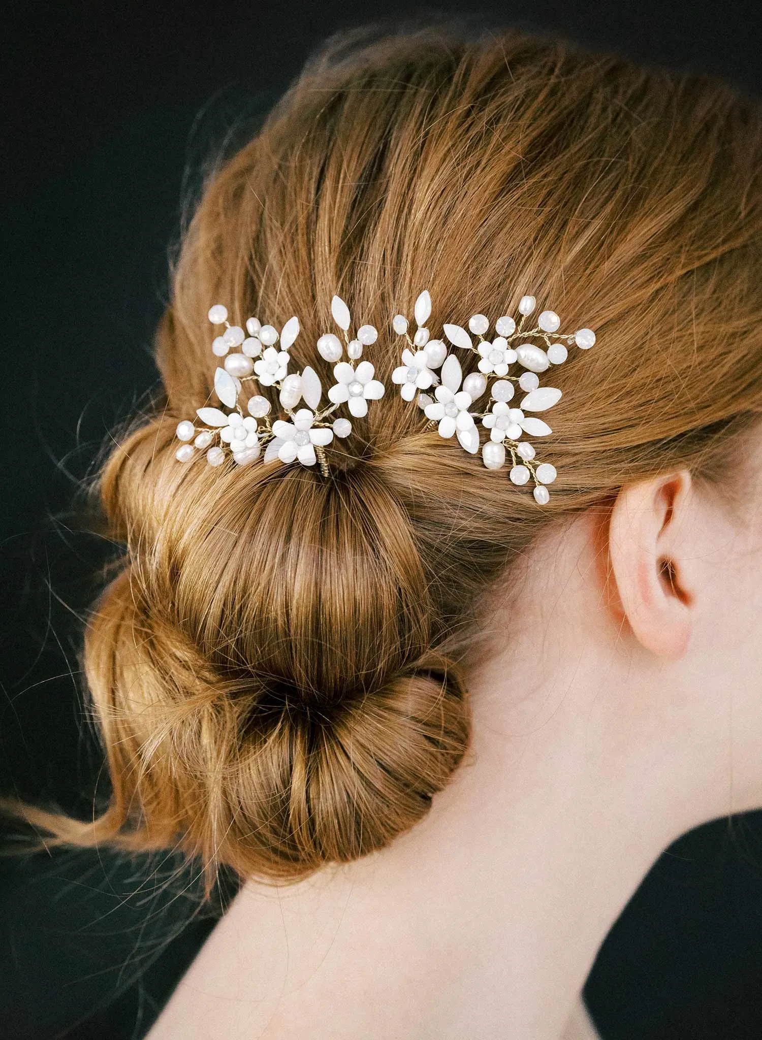 Opals and petite daisies spray bobby pin set of 2 - Style #2502