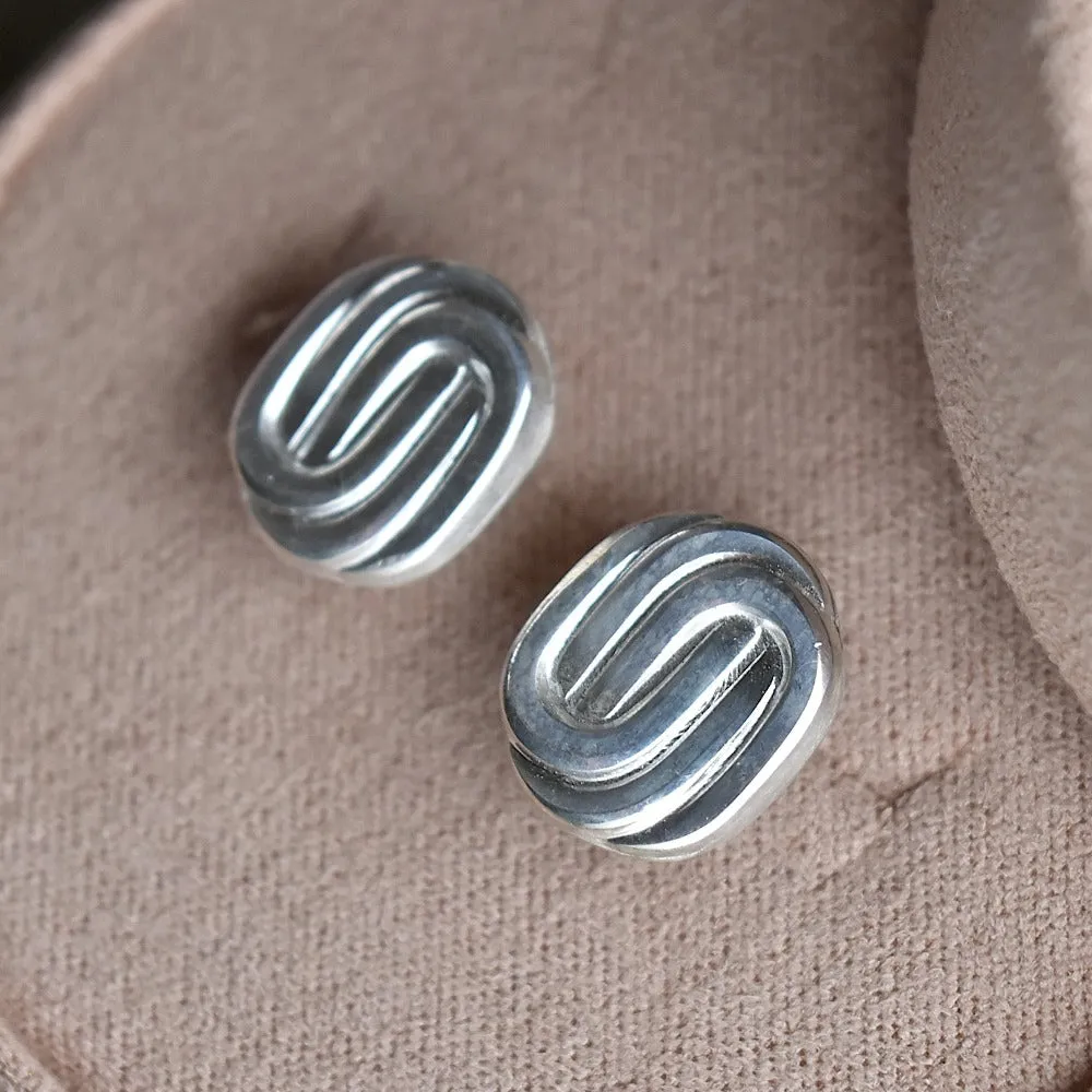 Oval Paperclip Stud Earrings
