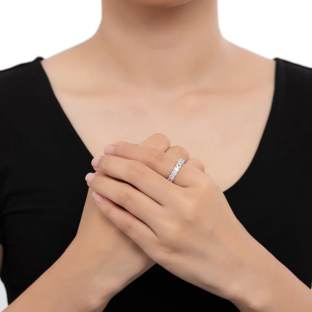 Ovate Zirconia Band Ring