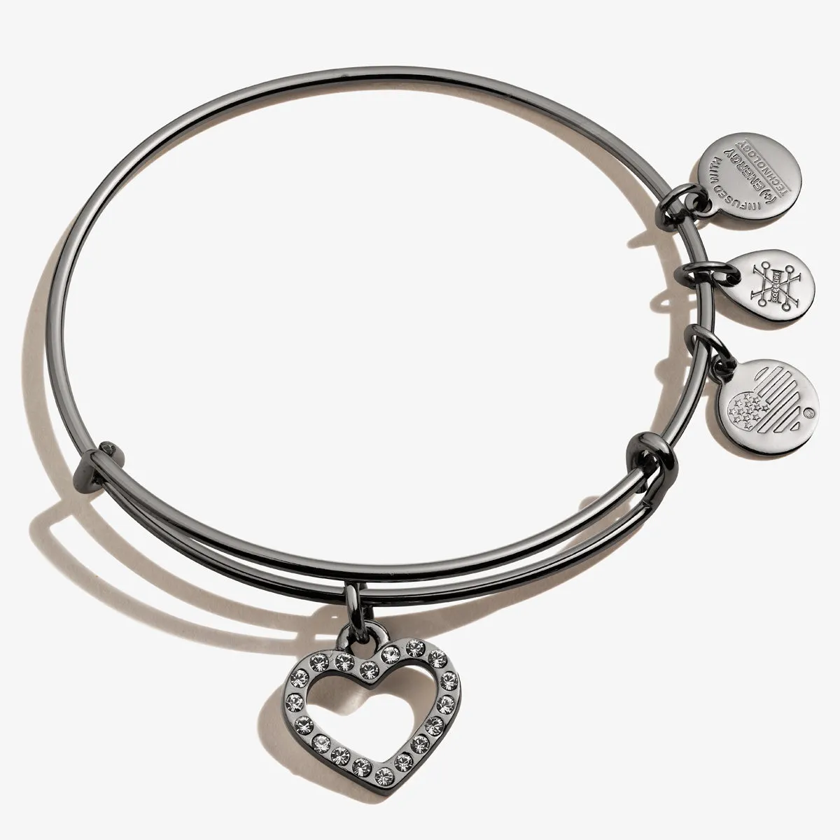 Pav?? Heart Charm Bangle