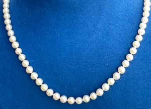 pearl necklace