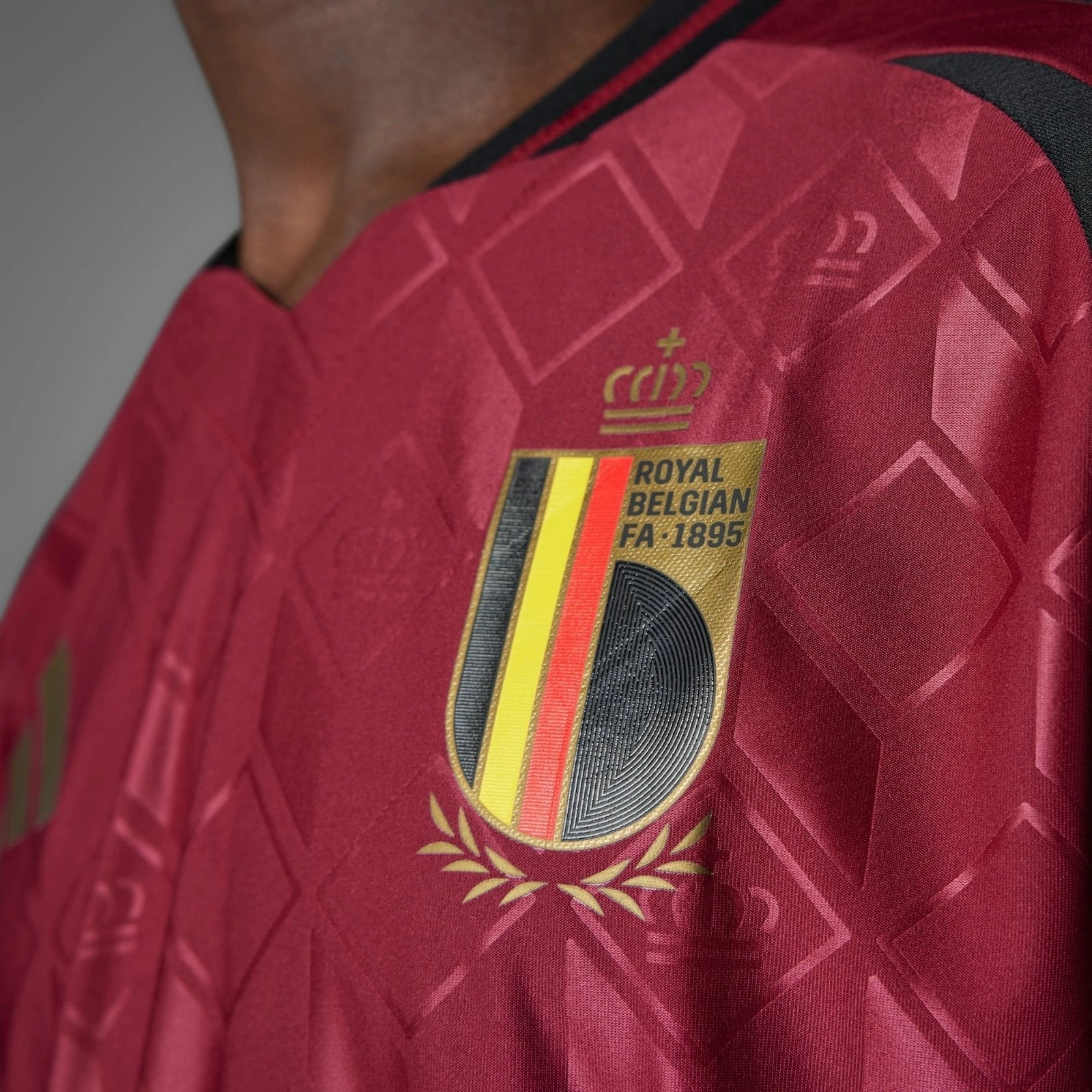 premier league badges Camisa Blgica I 24/25 - Verso - Jogador