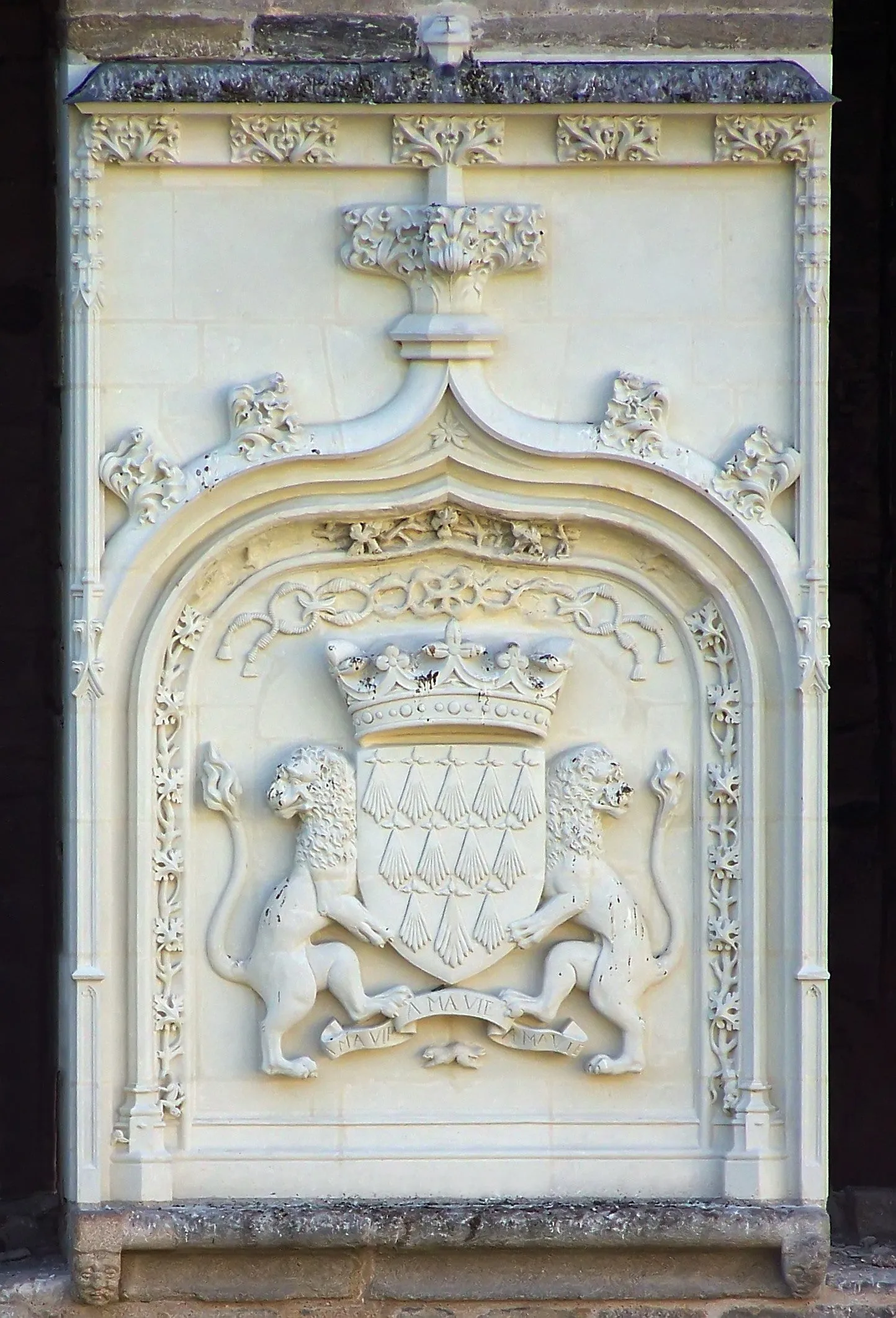 Ren Lalique "Breton Lion" Pendant Brooch