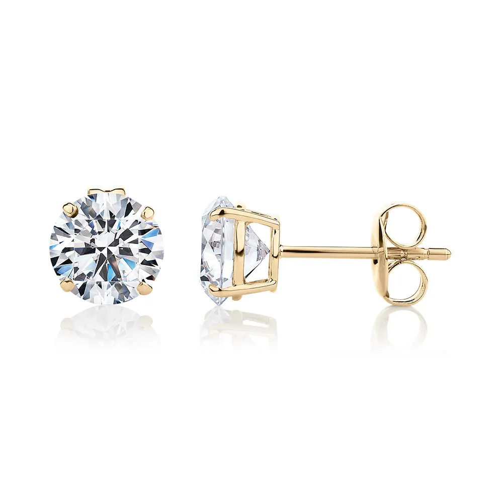 Round Brilliant stud earrings with 2.5 carats* of diamond simulants in 10 carat yellow gold