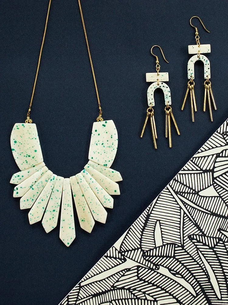 Seurat Speckle Necklace - Blue