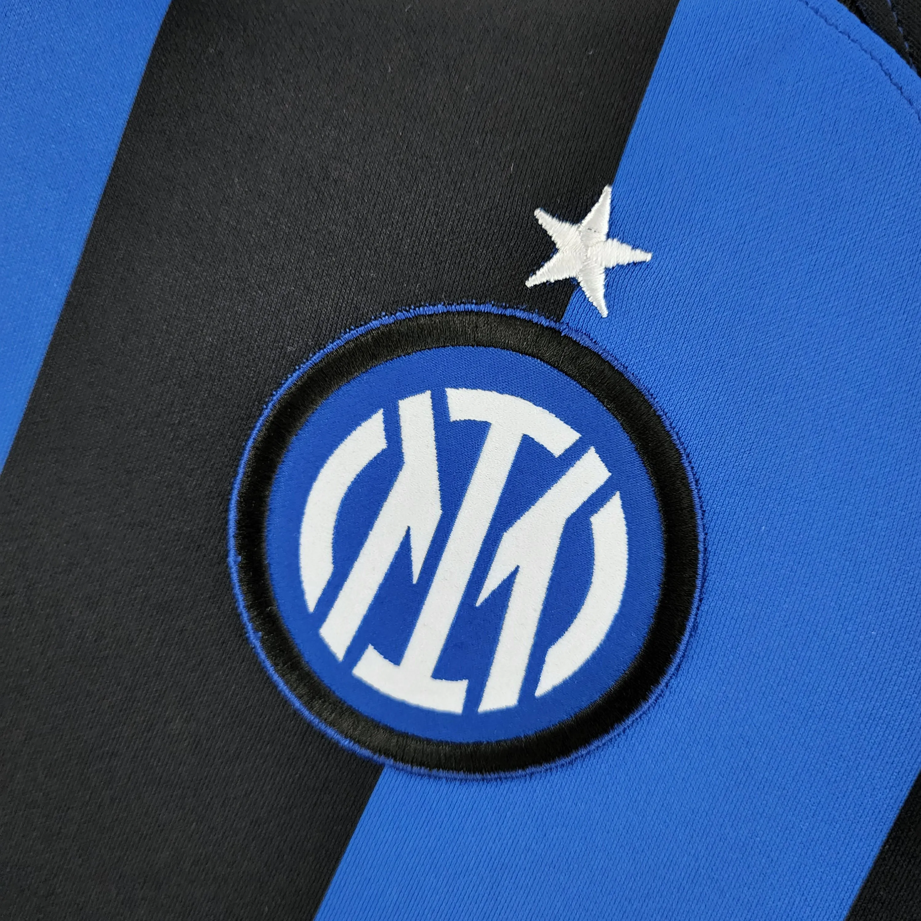 soccer fan cushions Camisa Inter de Milo I 22/23 - Verso - Retr